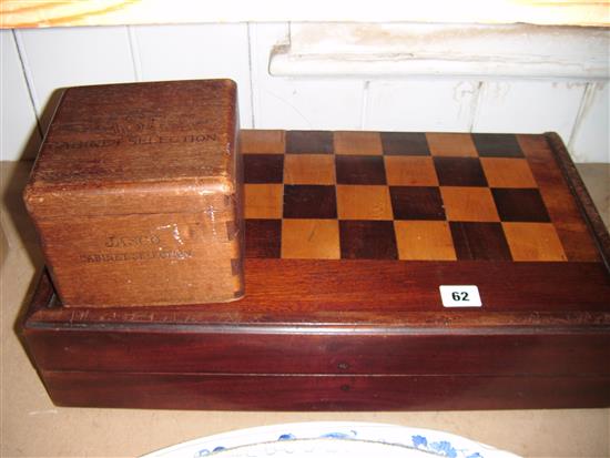 Chess/backgammon board & pieces